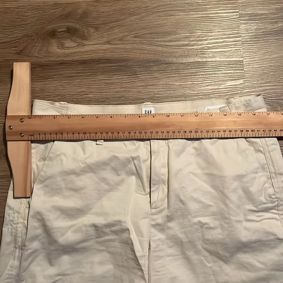 Gap Girlfriend Shorts - Picture 5 of 6